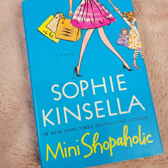 Sophie Kinsella - Mini Shopaholic - Picture 1 of 3